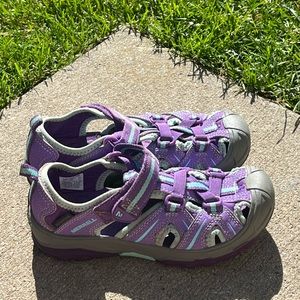 Merrell Girls Waterproof Sandals Size 13W Purple